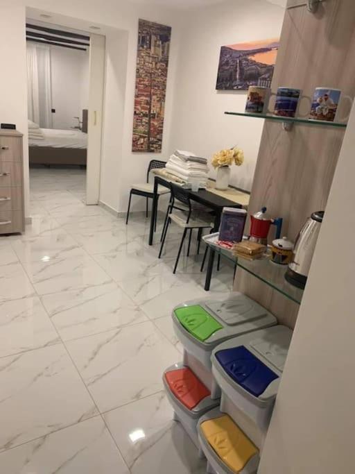 La Casa Di Patta A Spaccanapoli Екстер'єр фото